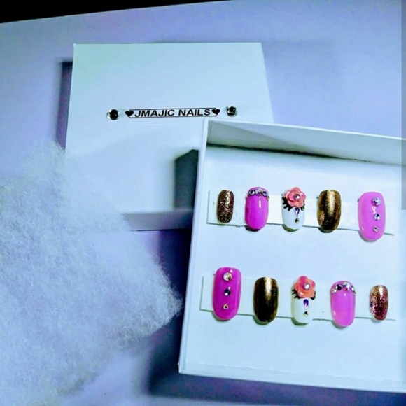 JMAJIC NAILS Other - Reusable Gel Unicorn Pink And Gold Press On Nails